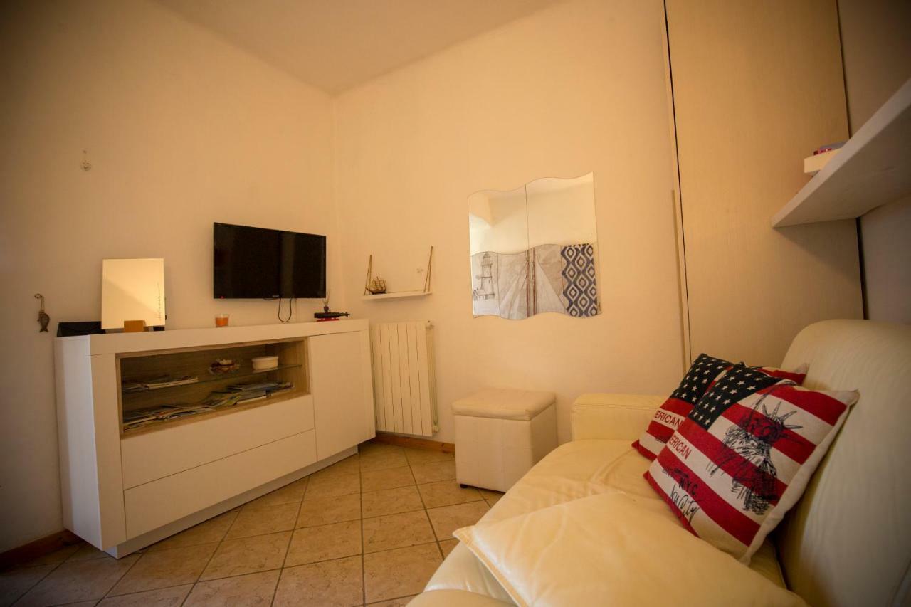 Tre Pini Apartment Специя Екстериор снимка